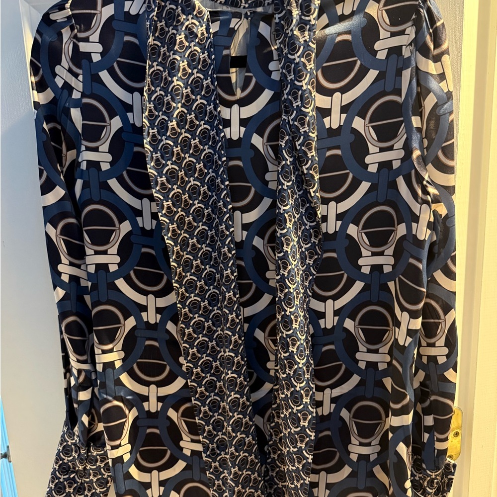 Stylish Geometric Print Blouse - Blue and Black - Picture 3 of 6